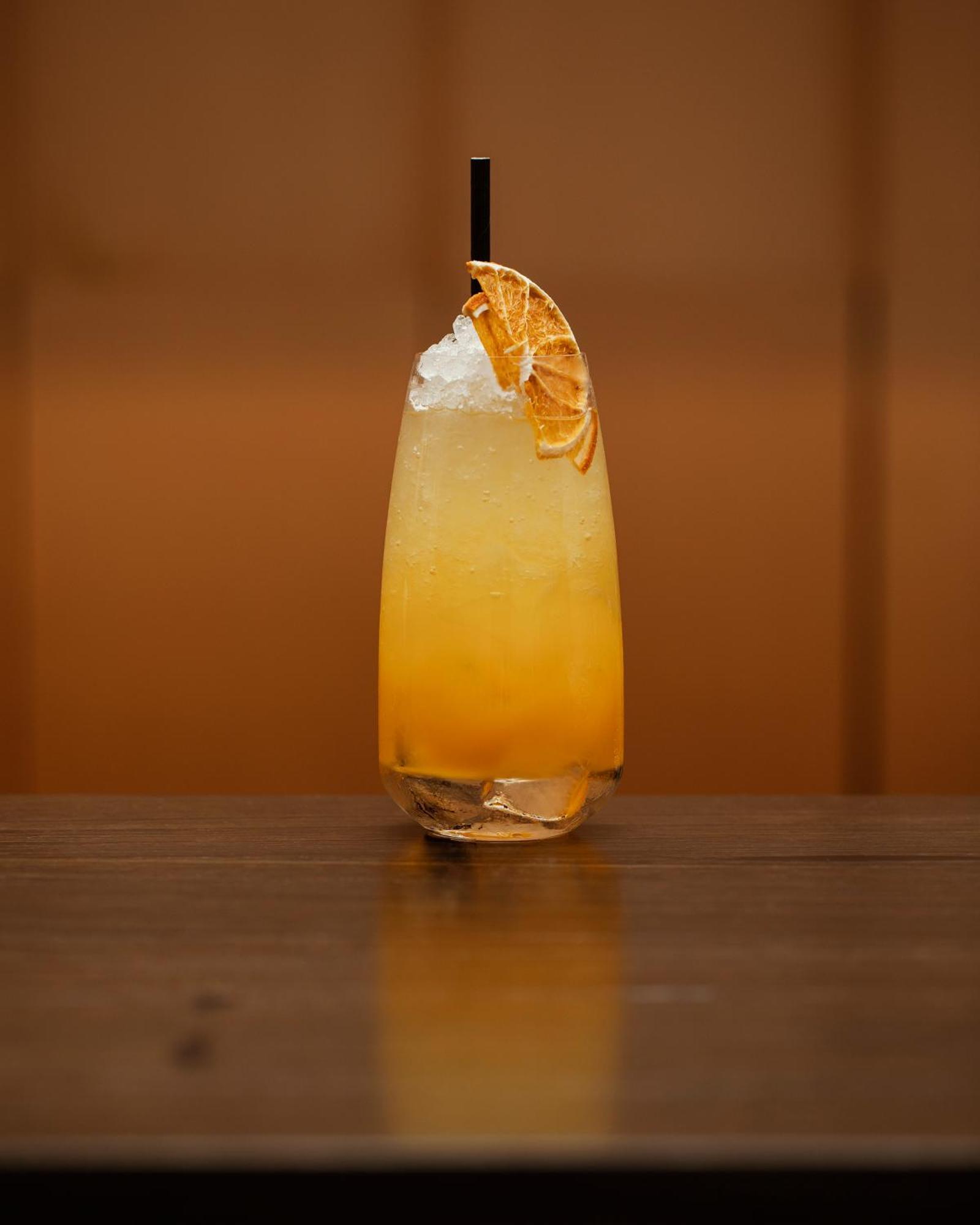 Hotel Pod Roza 크라쿠프 외부 사진 A screwdriver cocktail